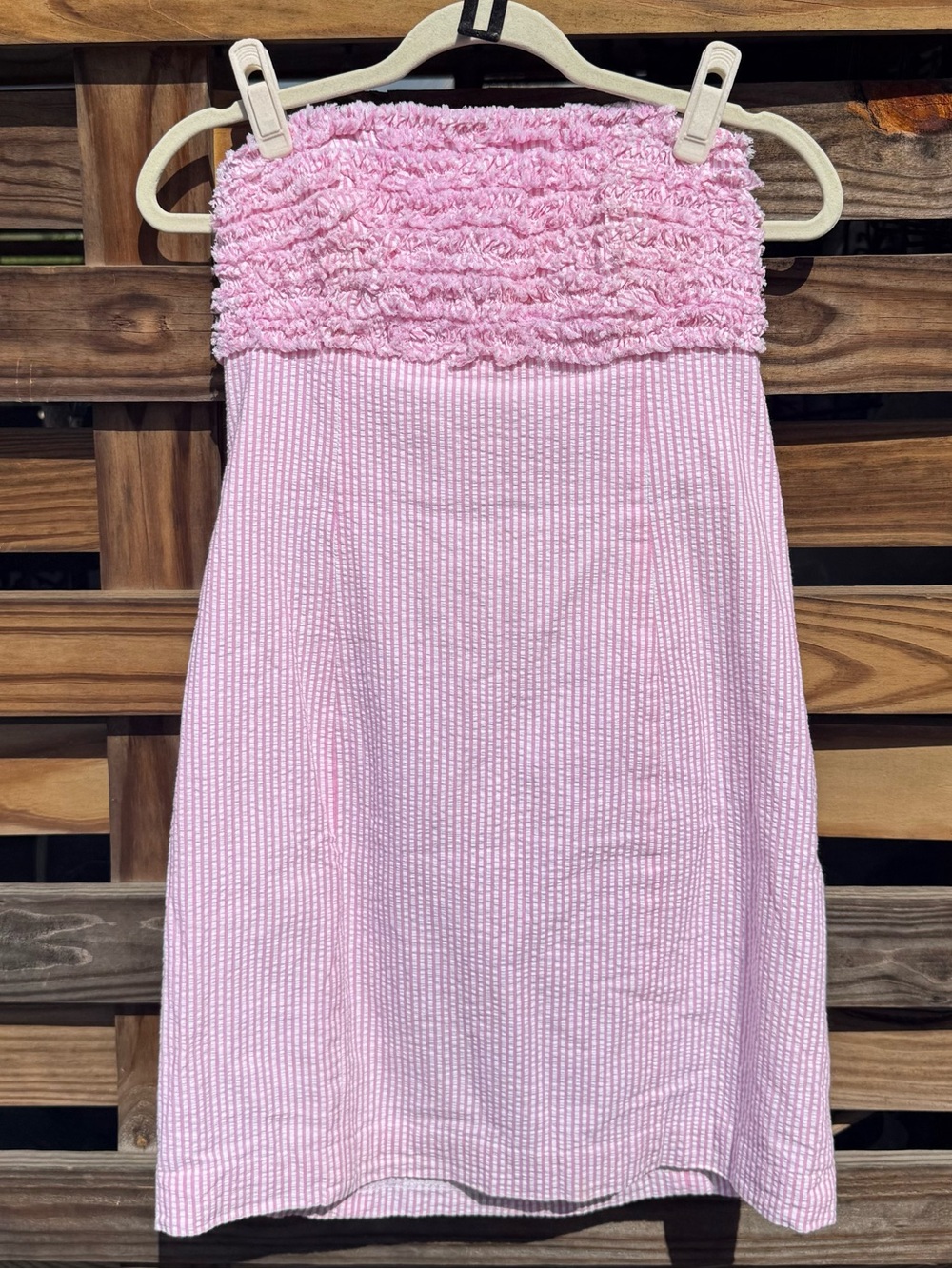 Lilly Pulitzer Ruffle Seersucker Dress Women’s Size 8 Pink and White